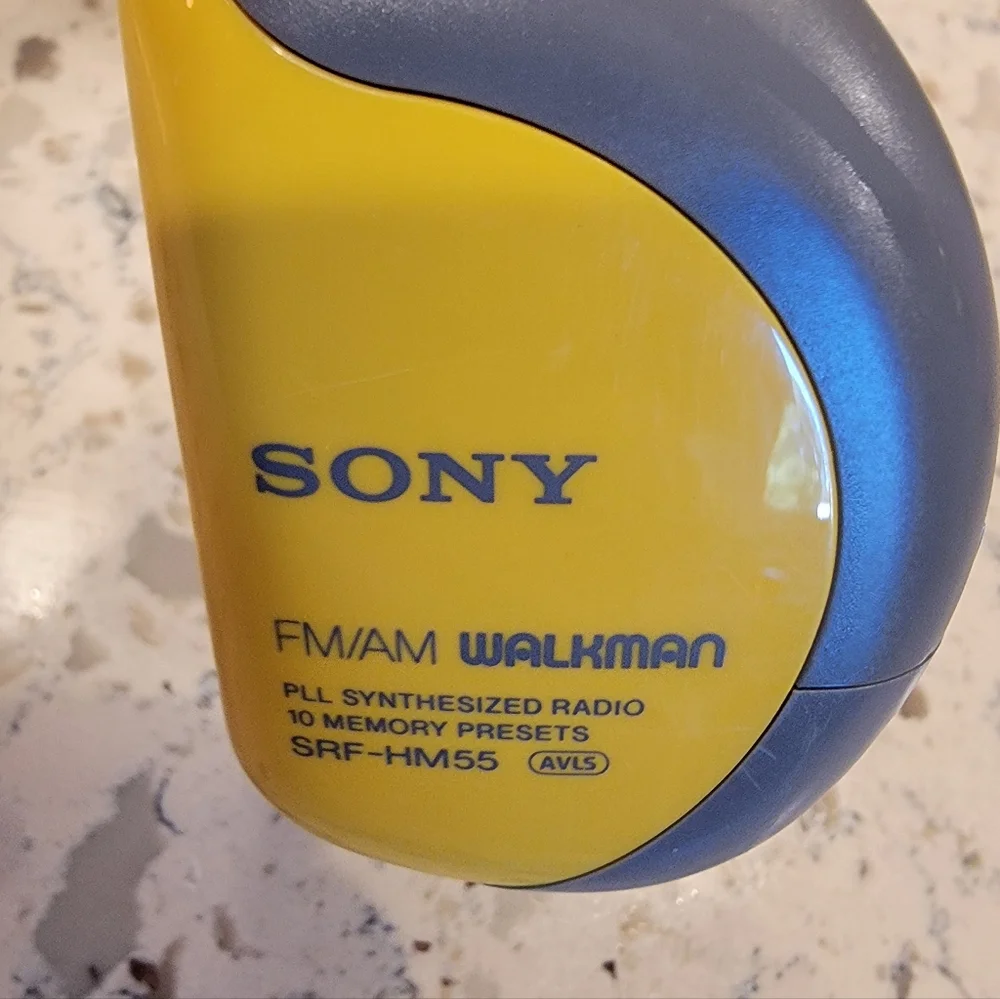 Vintage Pair of Sony Walkman Sports SRF-HM55 AM/FM Headsets Working!